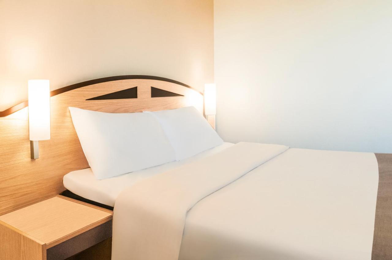 Ibis Chesterfield North - Barlborough Exterior photo
